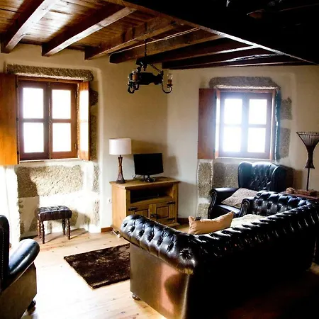 Casa Do Mocho Sabugueiro (Guarda)